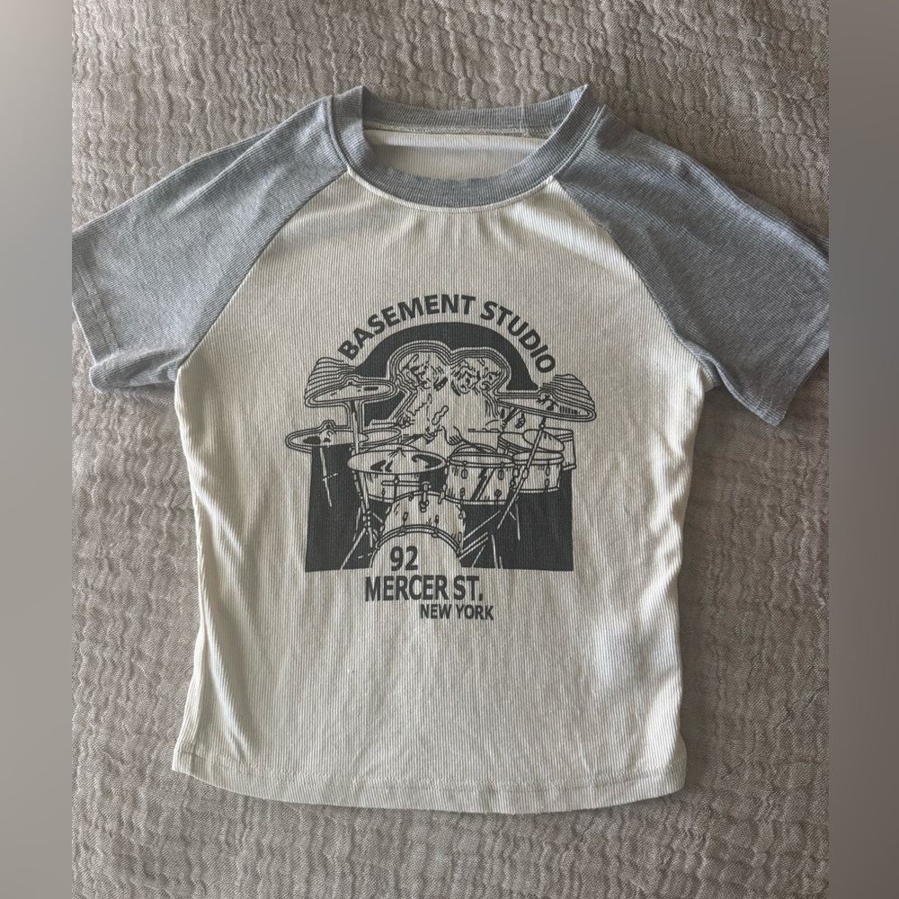 Basement Studio Graphic Raglan Tee - Cream & Gray Baby Tee